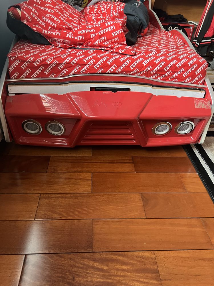 Кровать машина для подростка
