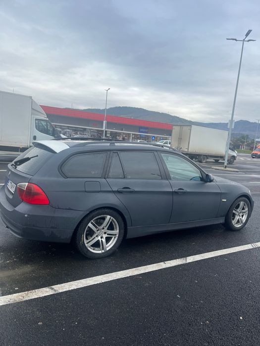 BMW e91 318d an 2007