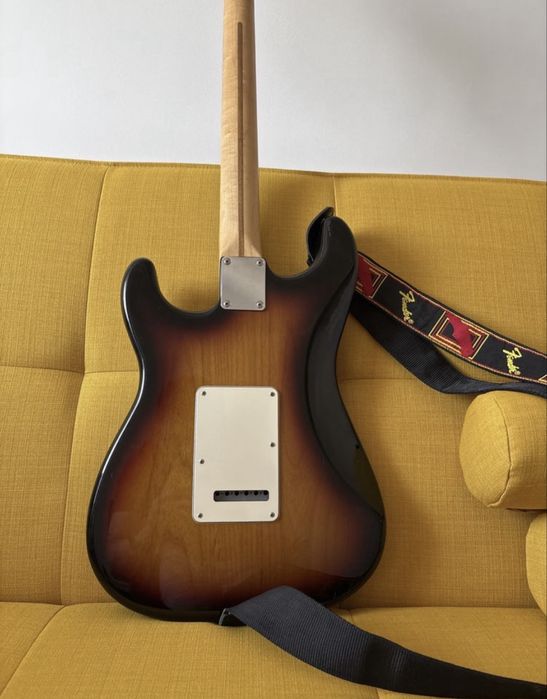 Fender Stratocaster Standard 2014