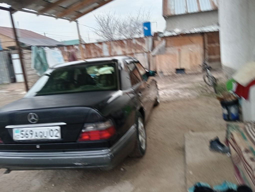 Mercedes E230 продам