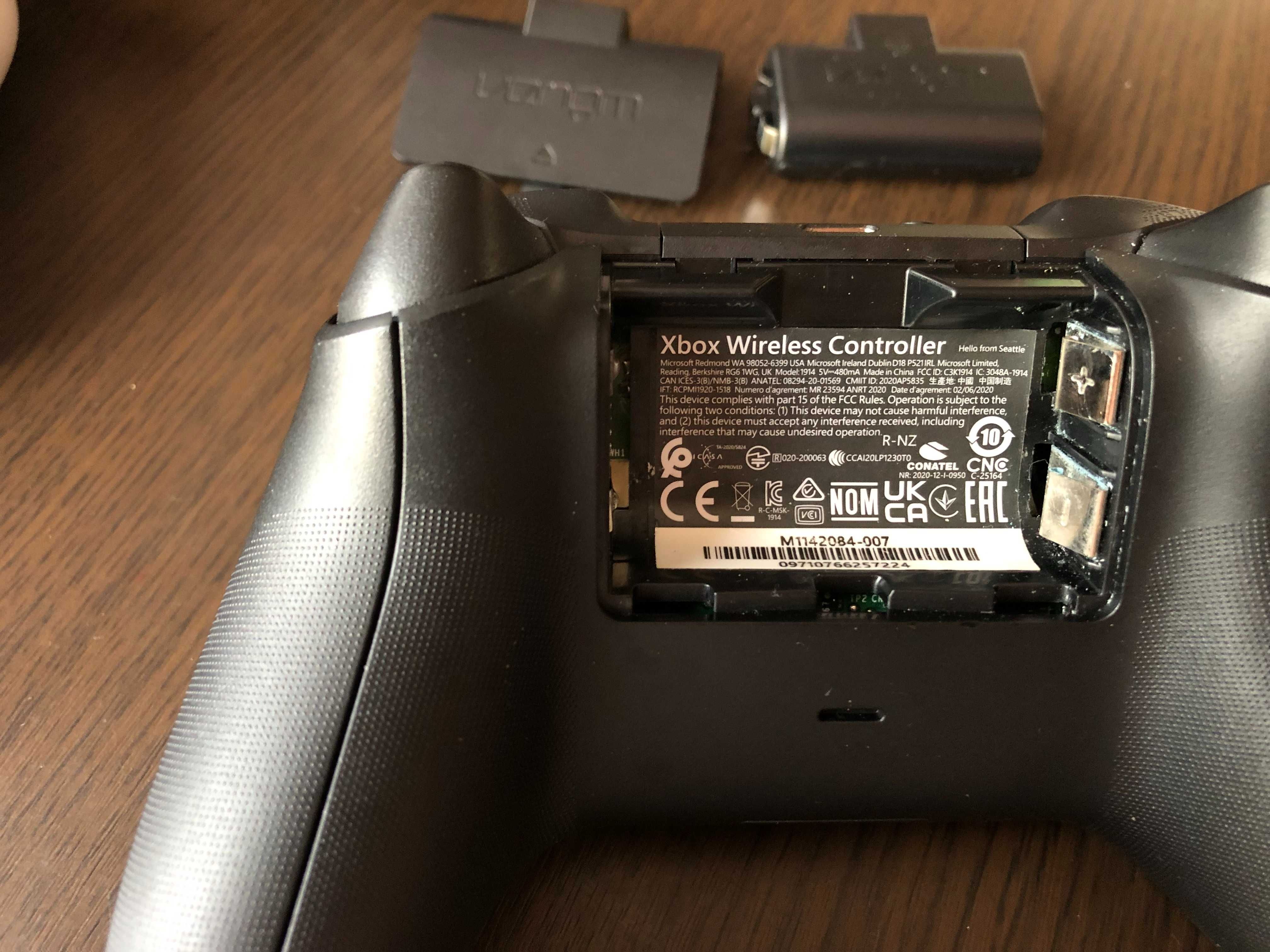 контролери за XBOX ONE/XBOX 360