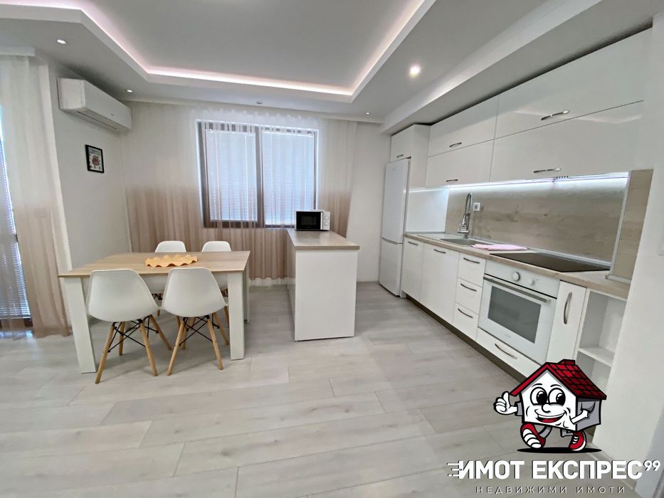 Продава се Тристаен апартамент в Асеновград - 90 кв.м за 5 €/кв.м - Снимка #6