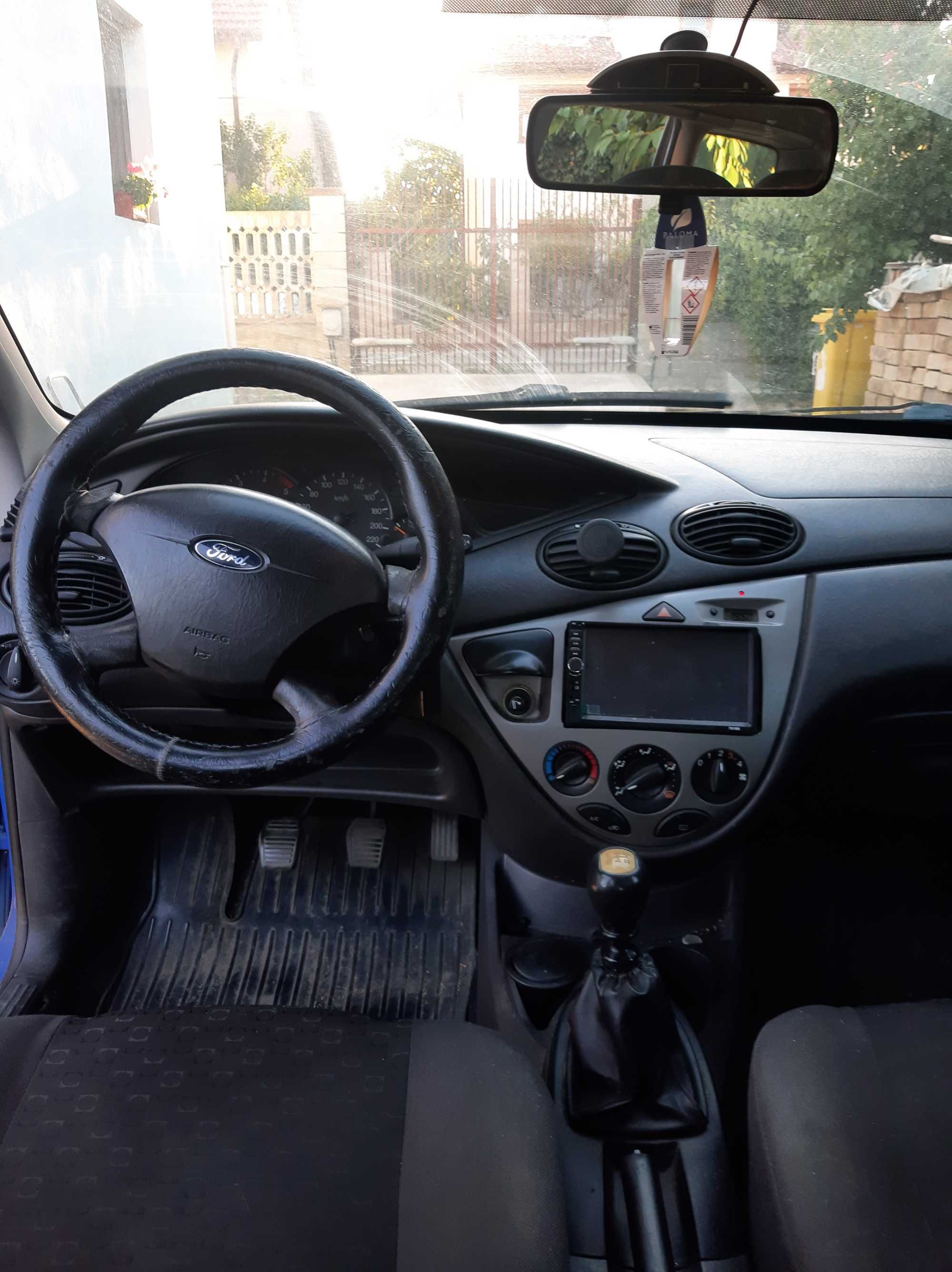 Vând Ford Focus MK1, 1.8TDDi din 2002