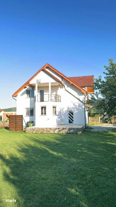 Casa spatioasa cu teren generos, Unirea – 28 ari, 230 mp utili