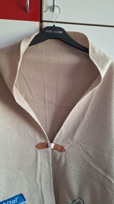 Poncho bej, calduros Vinga