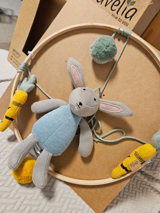 Висяща играчка за кошара