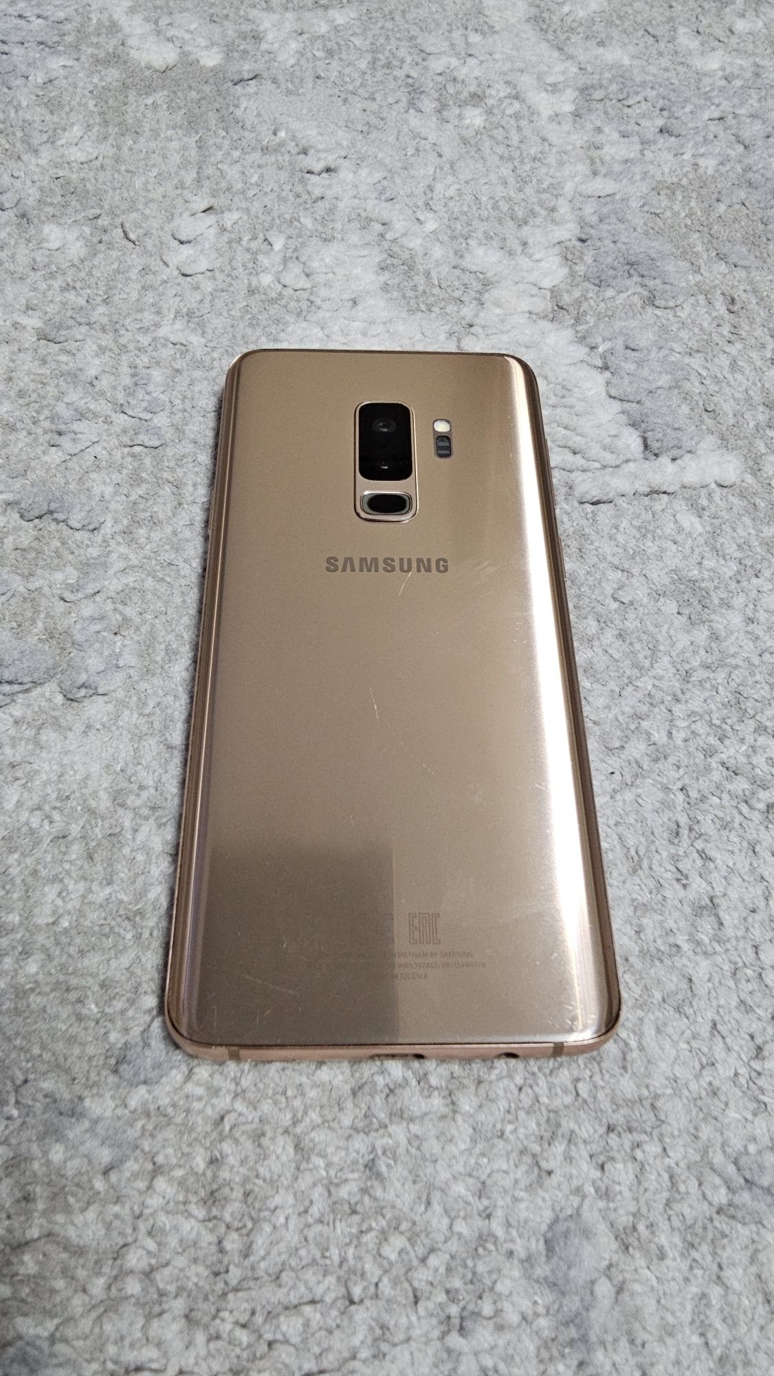 Samsung galaxy s9+ 256 gb + 116 гб (gold)