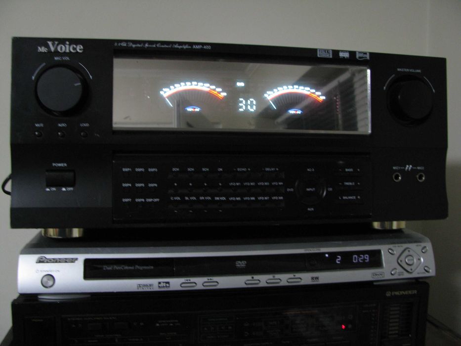 Продавам усилвател Mc Voice AMP-400