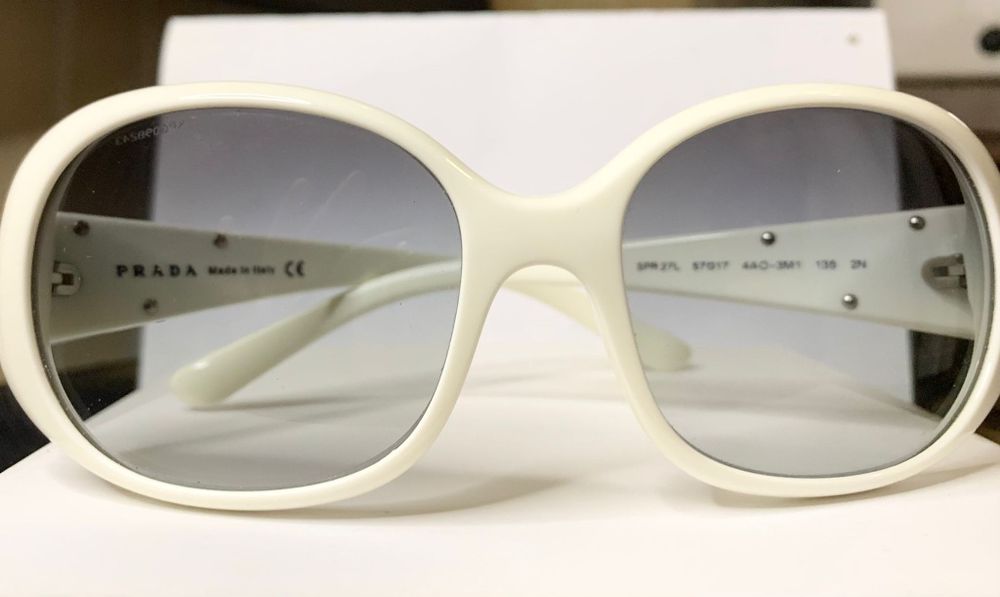 Ochelari prada albi