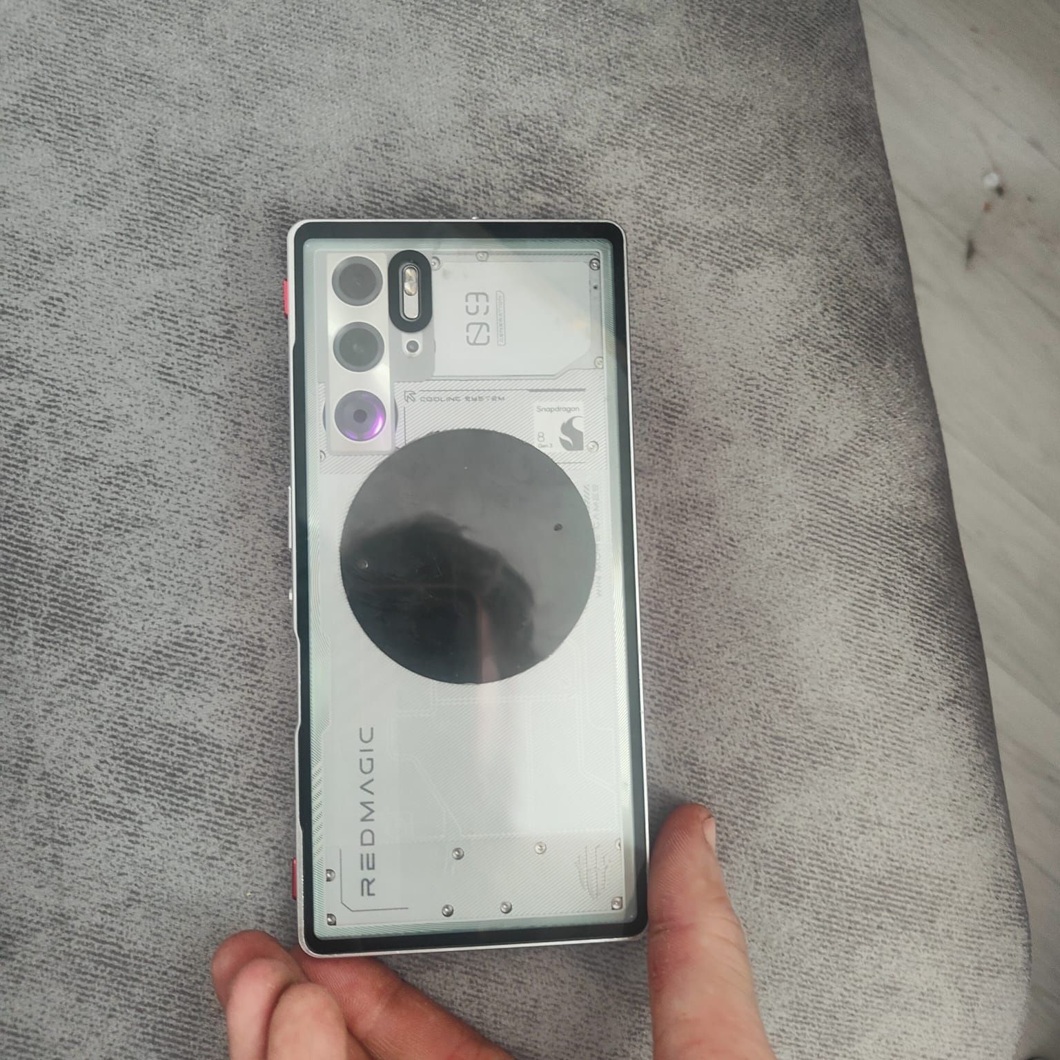 Продам Red Magic 9 pro 16/512