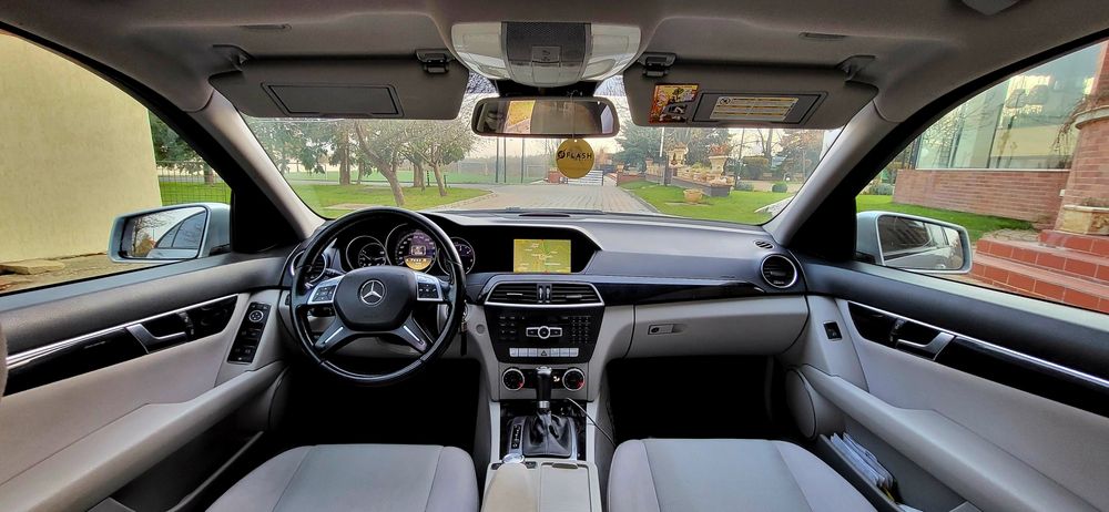 Mercedes Benz C Class C220 2.2 Cdi An 2011 170 Cp AMG