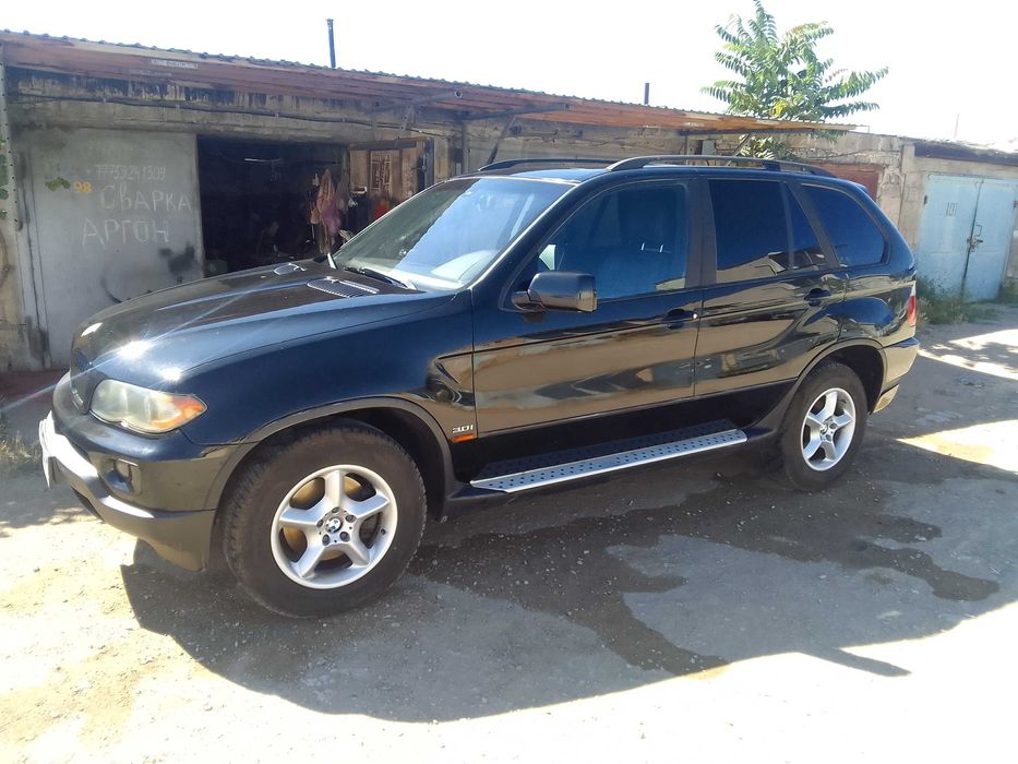 Продам BMW- X 5. 2004 года.