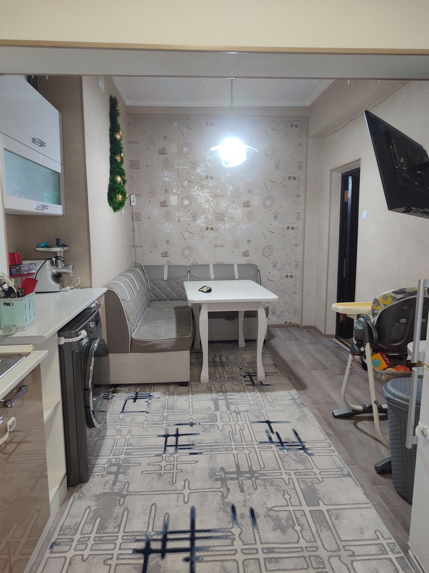 Срочно продается своя 2/2/4 массив водник