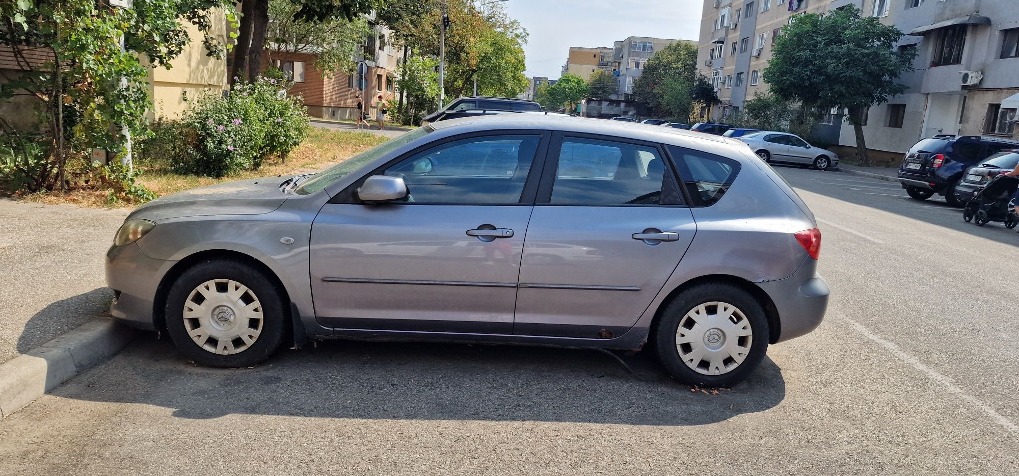 Mazda 3 hatchback 1.6i