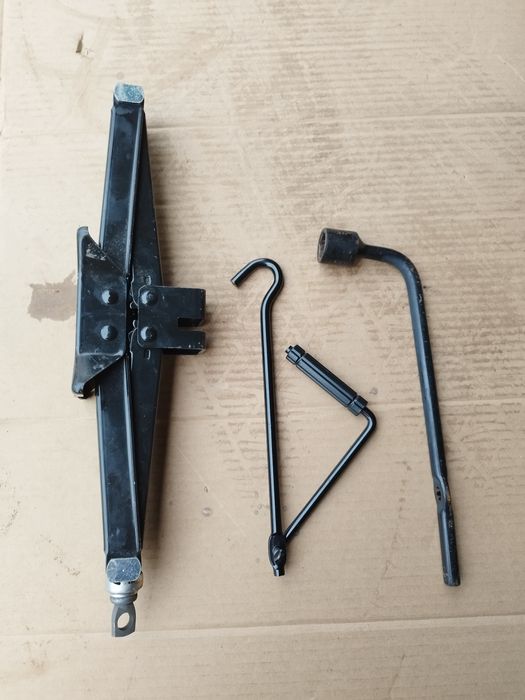 Cric Hyundai Elantra - I40/ KIA Optima-Niro/ Mazda 6