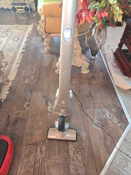 Прахосмукачка Bosch 18w безкабелна