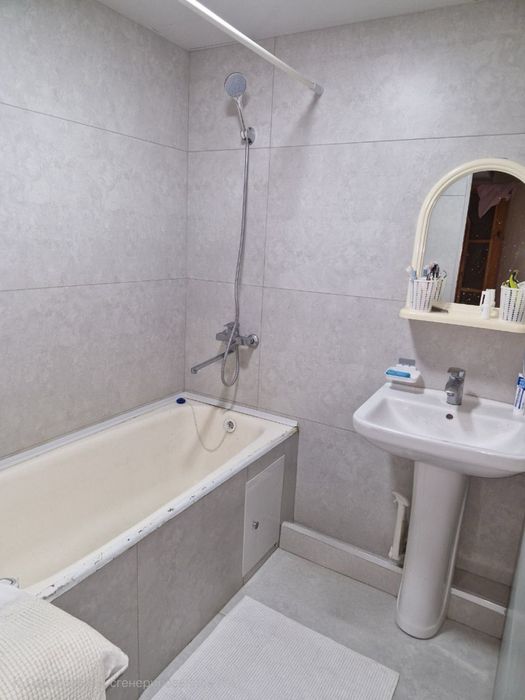 Ттз Ахмад-Югнакий Продается квартира 3/5/5 балкон 2х6