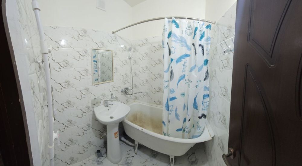 Продается 2-комнатная квартира | Чиланзар, 10 квартал Метро Чиланзар
h