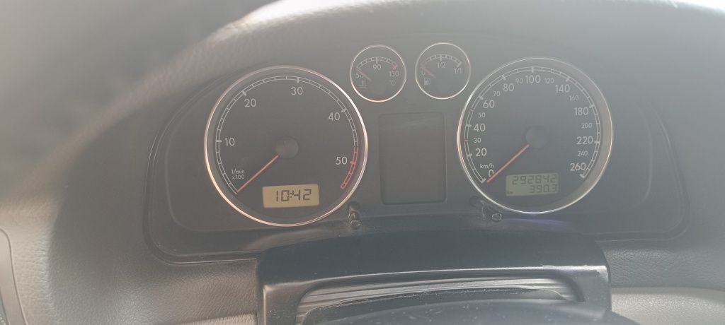 VW Passat комби  131 к.с.