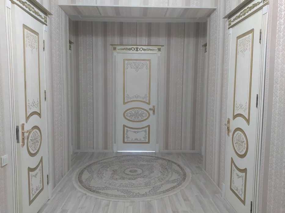 Замона туйхонаси рупарасидаги новастройка сотилади 2 хона