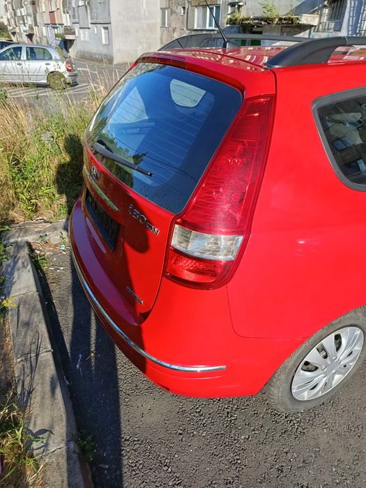 Vând Hyundai i30 cw