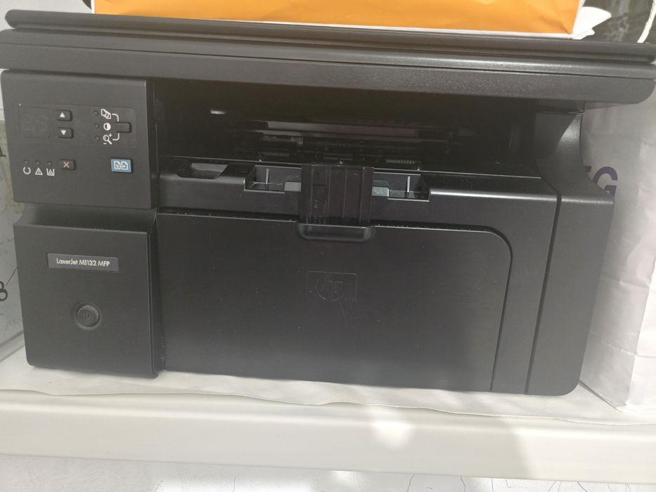 Черно белый принтер продаётся