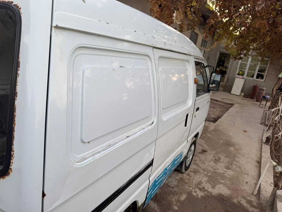 Дамас ван сотилади