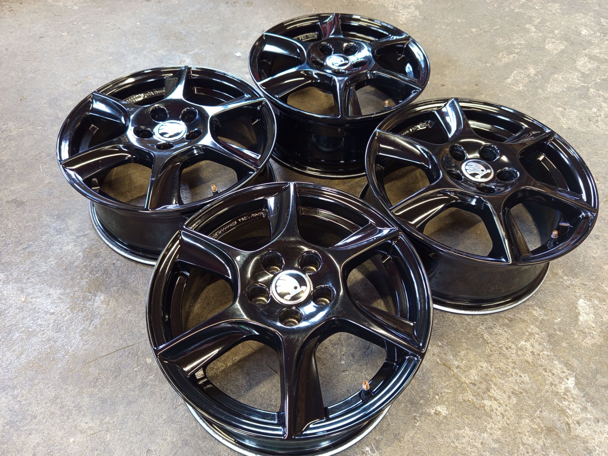 15" Skoda Rapid Fabia 5x100 Джанти за Шкода