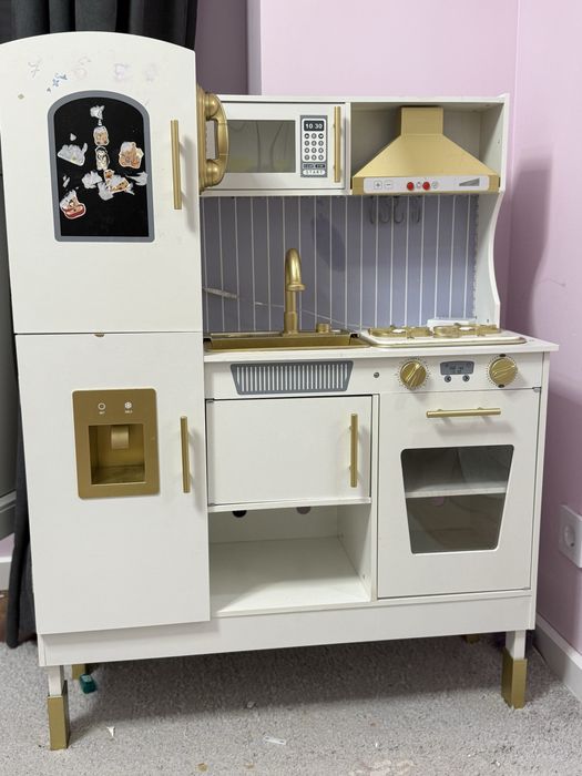 Продам детскую кухню