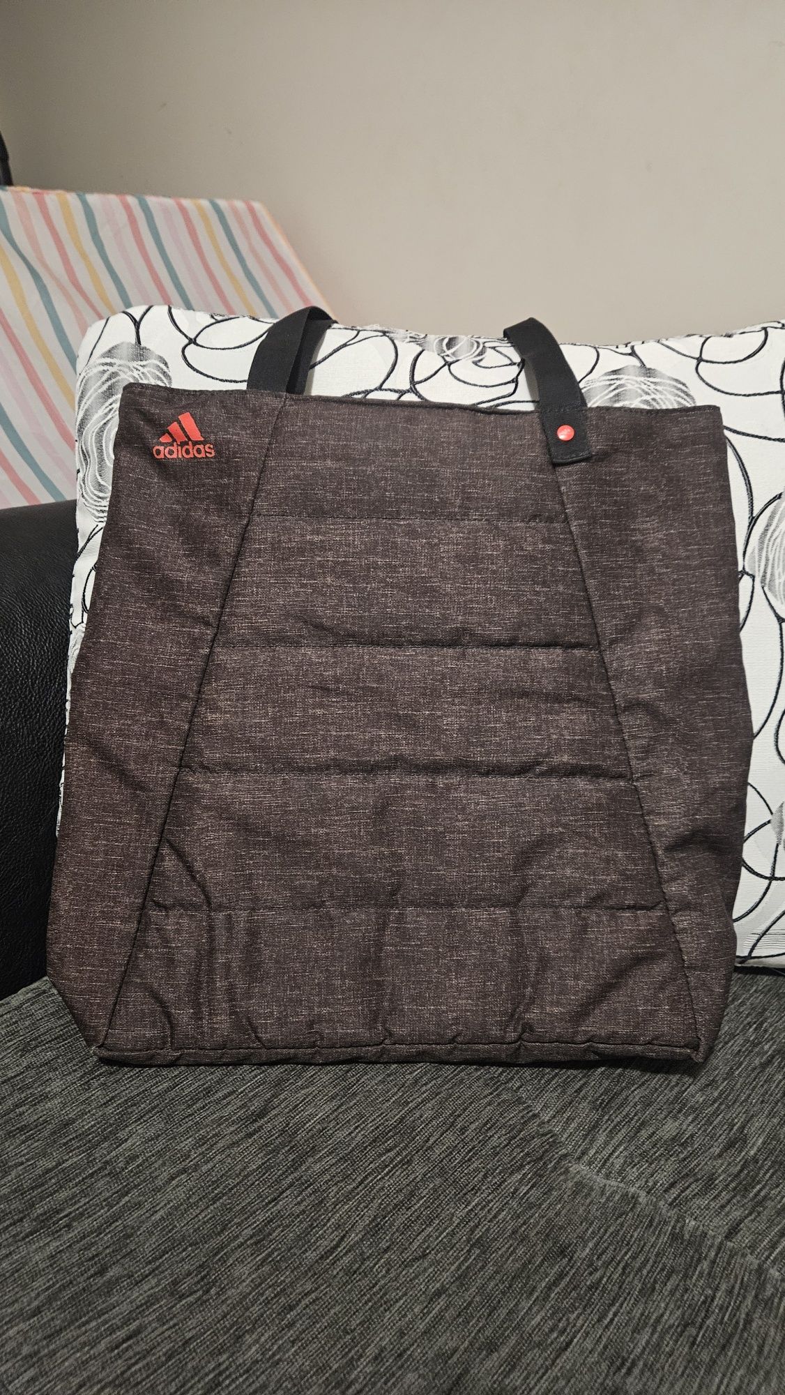 Оригинална чанта Adidas