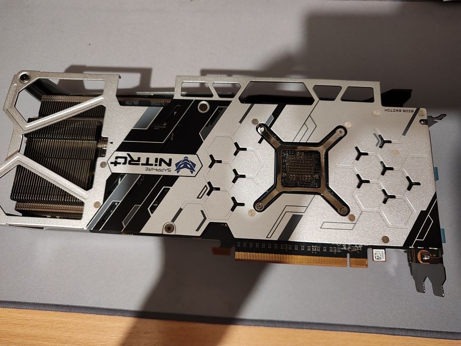 Placă video Radeon Rx 5700 xt sapphire nitro