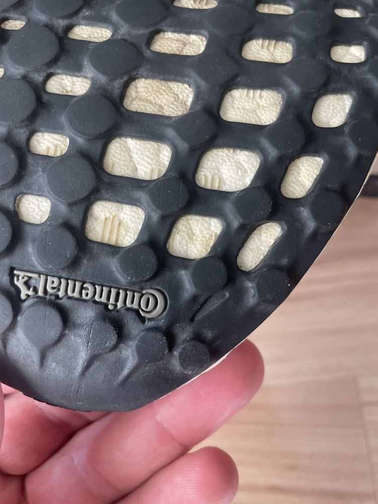 Adidas Ultra boost Comtinental/дамски спортни обувки/маратонки 40-2/3