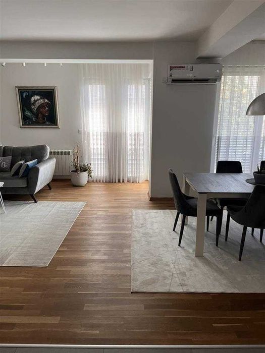 Дава се под наем Двустаен апартамент в Бургас, Зорница - 53 кв.м за 229.5 € - Снимка #2