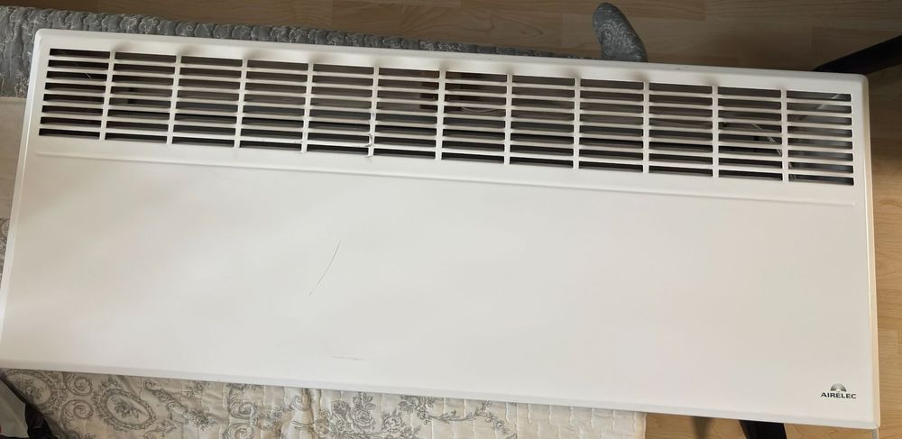 Конвектор Airelec 3000 W Made in France - проблем в релето