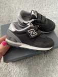 Adidasi New Balance, marimea 23