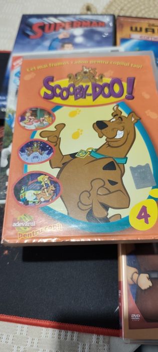 DVD cu desene pentru copiii.