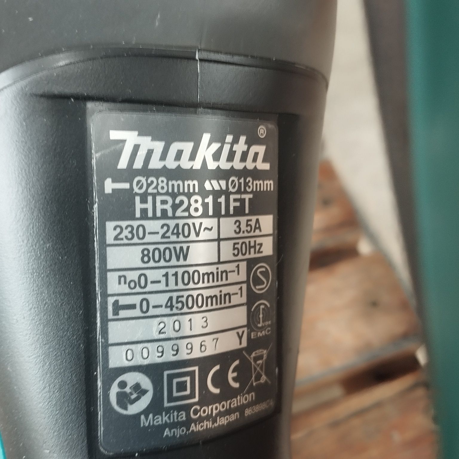 Перфоратор SDS-Plus MAKITA HR2811FT