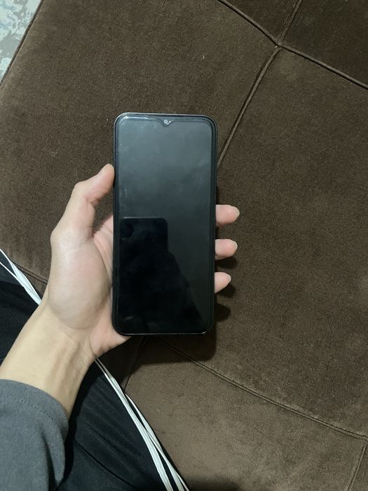 самсунг А14 64гб.