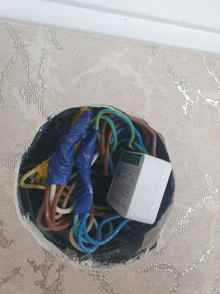 Умный выключатель с поддержкой Wi-Fi