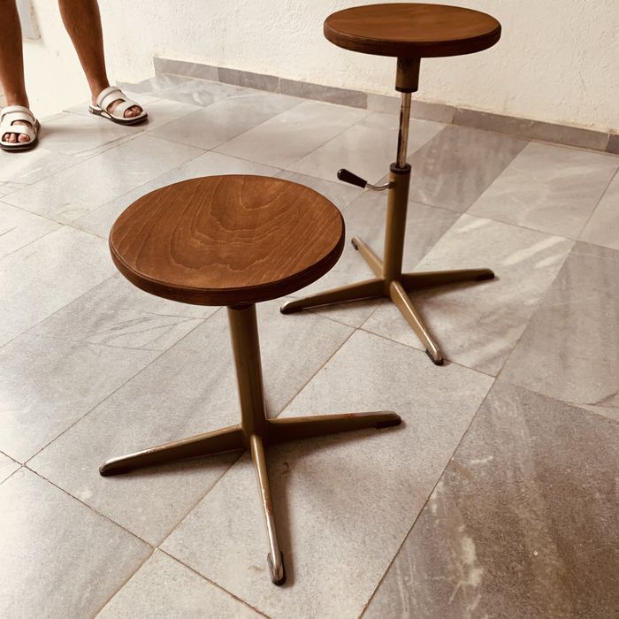 Ретро метални винтидж столчета