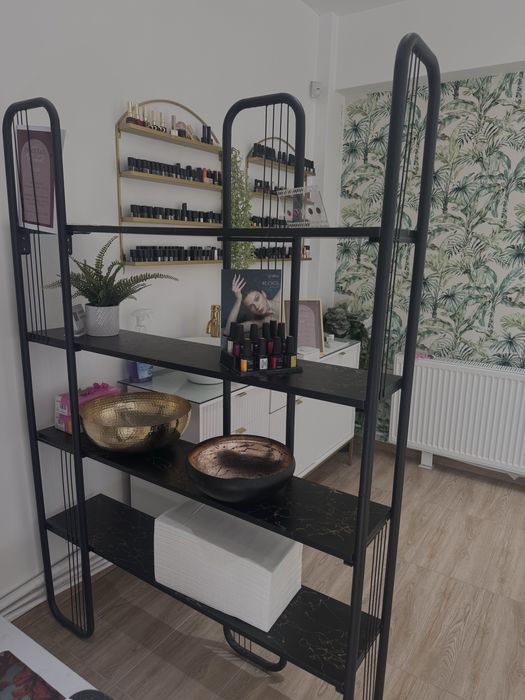 Separator incaperi/ biblioteca