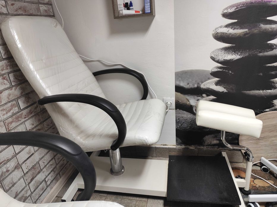 Стол за педикюр.