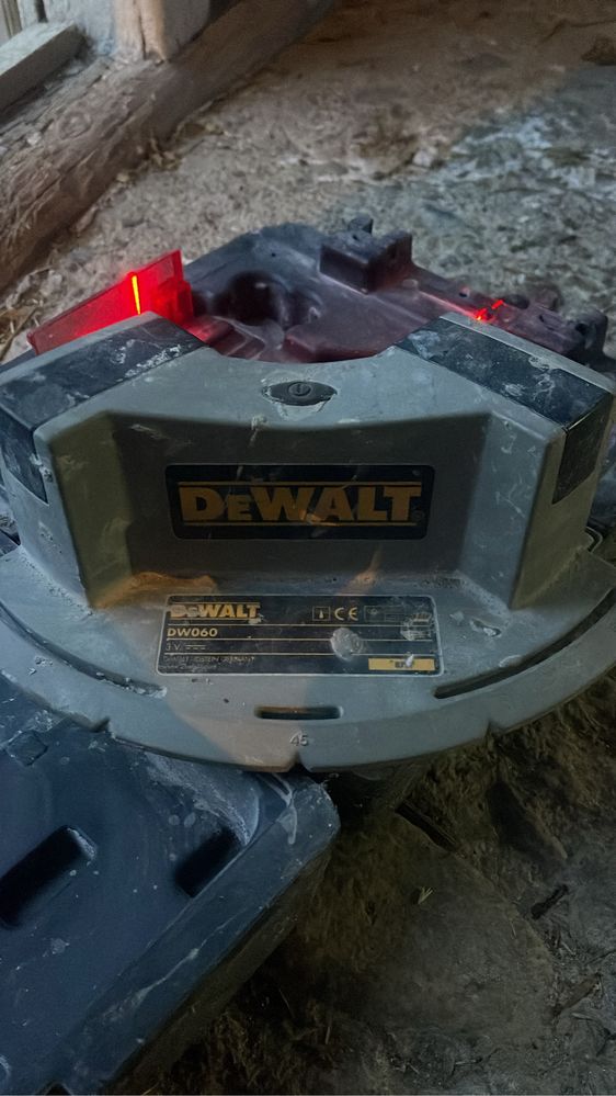 Vand laser DeWALT
