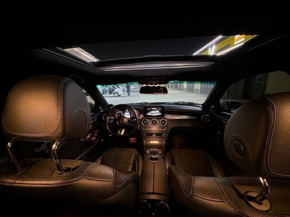 Продаю Жентра  мерс салон