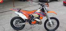 Vând ktm exc 300 2t.