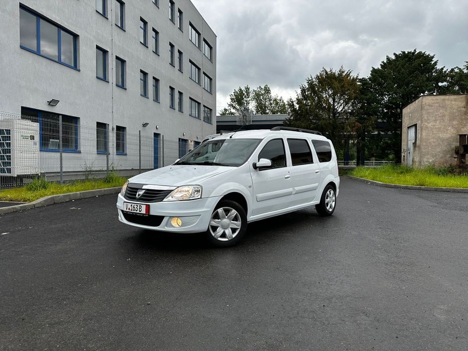 2011 Dacia Logan MCV 7 Locuri - BlackLine - 1.6 8v 87cp E5 - Clima!
