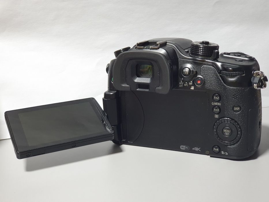 Panasonic Lumix GH4 4k cu accesorii