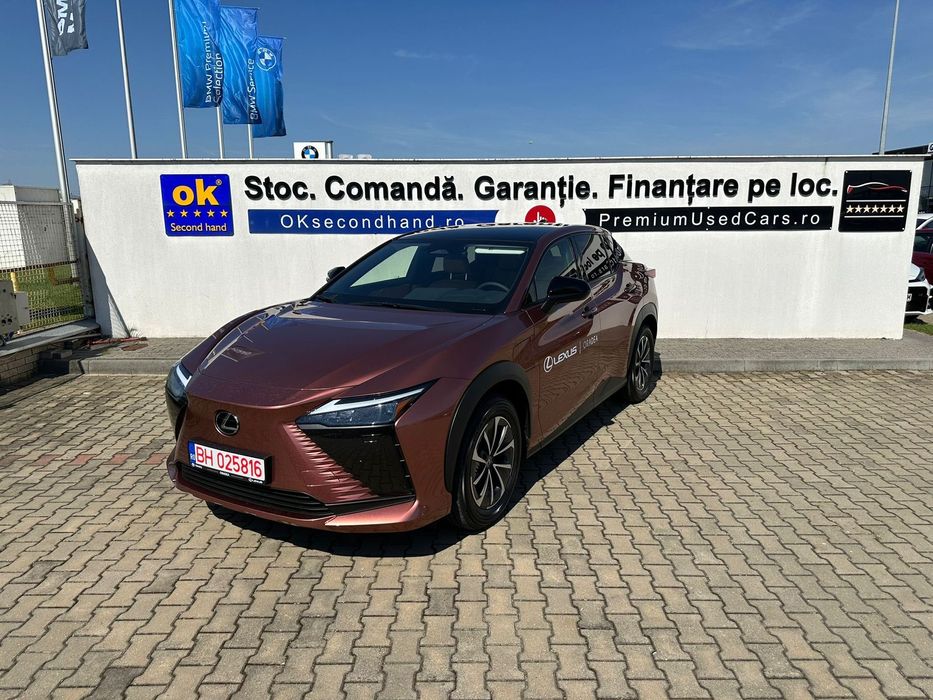 Lexus RZ Carplay | LED | Plafon Panoramic | Scaune Incalzite | Camera | 2023