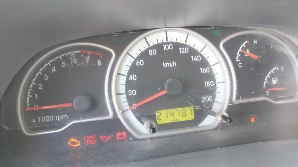 Nexia 2gibrid sotiladi yili 2014 hamma joyi radnoy udar yoʻq.