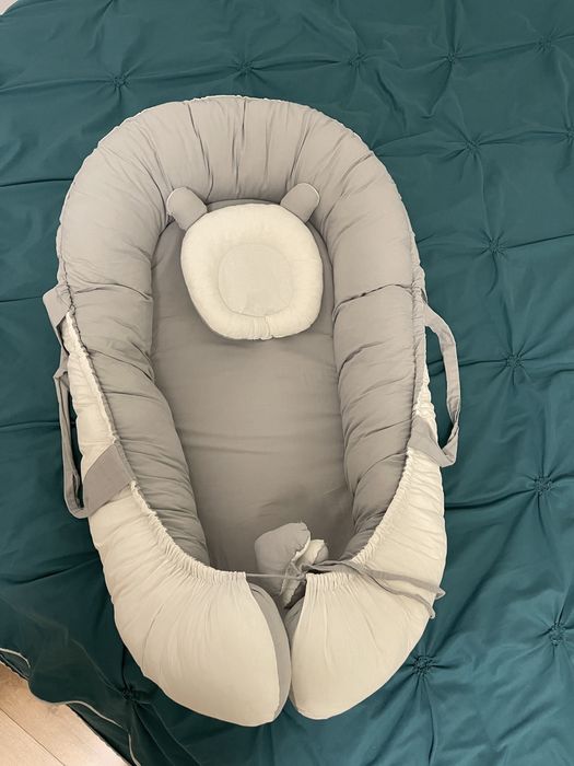 Baby nest nou nascuti